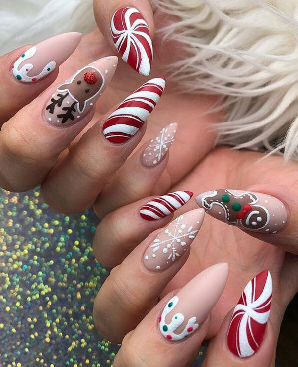 Read more about the article Festive Nail Art: Transform Your Holiday Look at Gateway Nail Lounge!